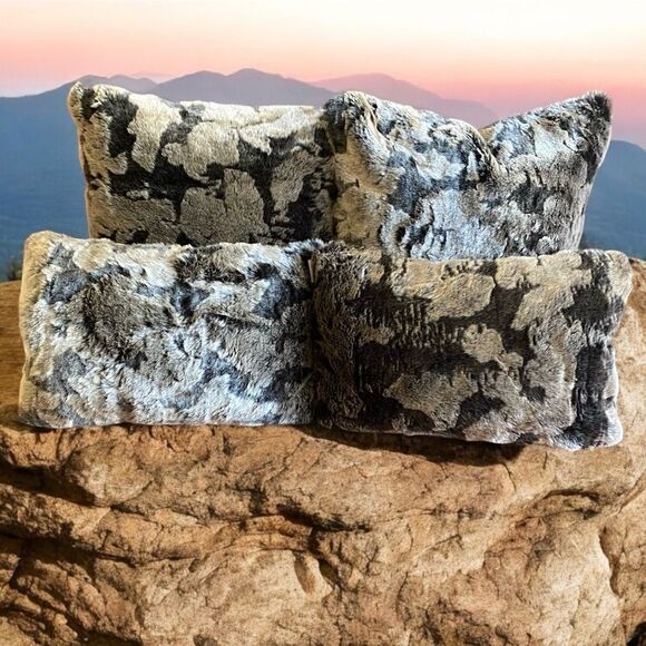 NWOT NEW Four (4) Aviva Stanoff Black/Brown Faux Fur Luxury Designer Pillows - Picture 4 of 11